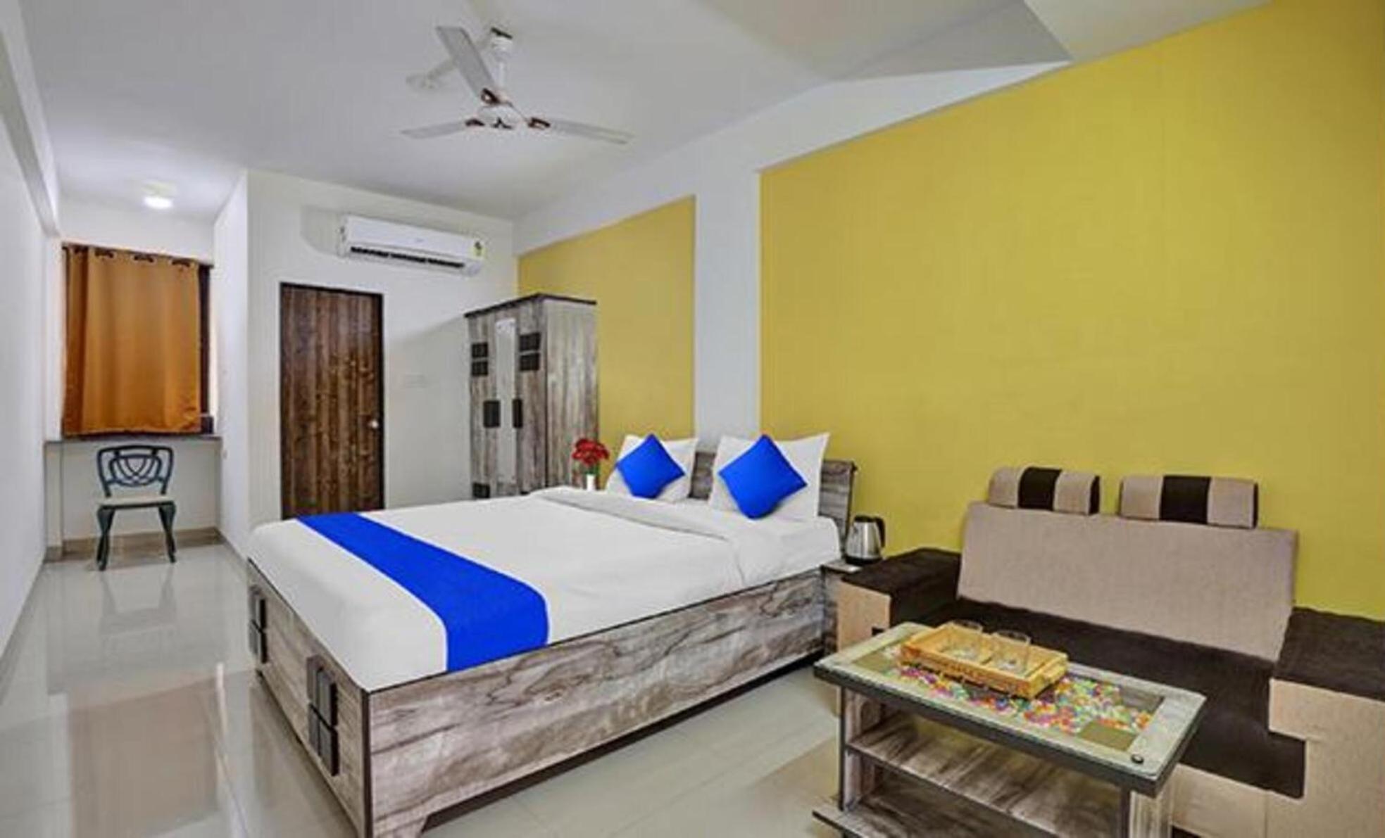 Fabhotel Relax Gandhinagar Exterior photo